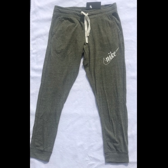Nike Pants - NWT- Nike Joggers